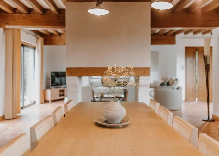 Villa Superbe à Avec Piscine Chauffée *