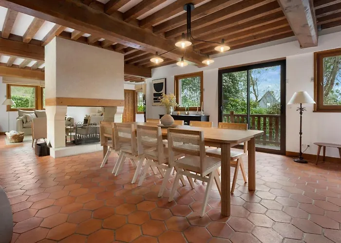 Superbe à Avec Piscine Chauffée Villa *