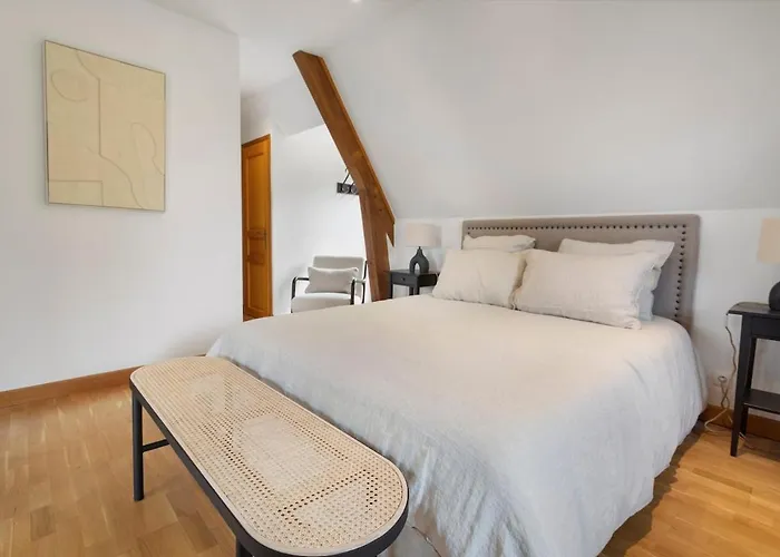 Superbe à Avec Piscine Chauffée Villa Deauville