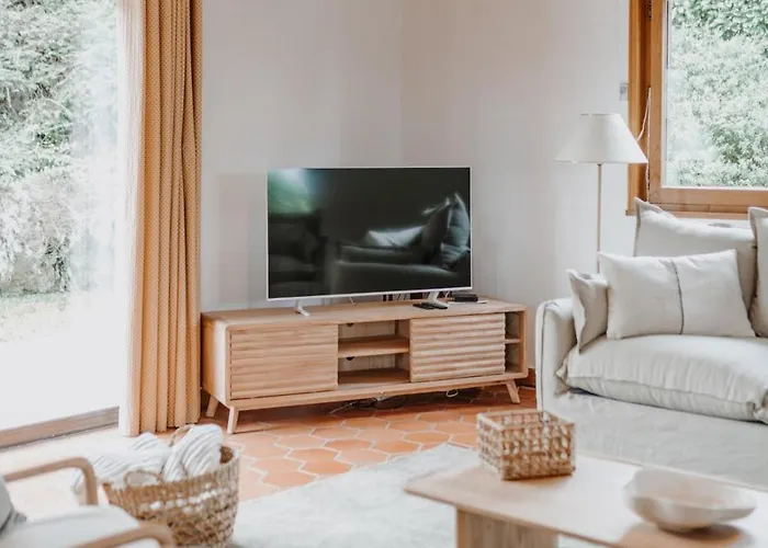 Villa Superbe à Avec Piscine Chauffée *