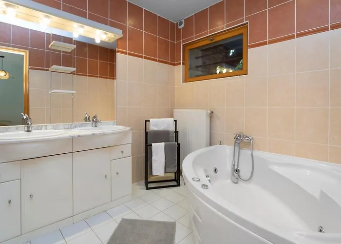 Superbe à Avec Piscine Chauffée Deauville